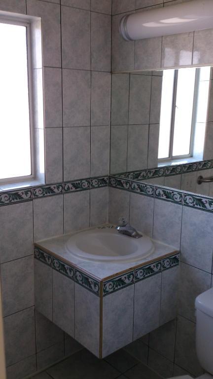 Santa Ana Travel Inn Room photo
